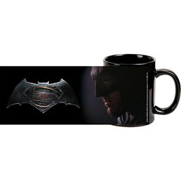 TAZA DC BATMAN V SUPERMAN LOGO